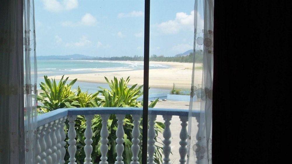 Sanctuary Resort - Apartment Hotel Чератинг Екстериор снимка
