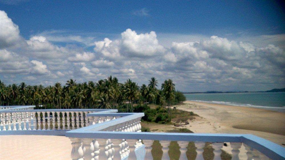 Sanctuary Resort - Apartment Hotel Чератинг Екстериор снимка