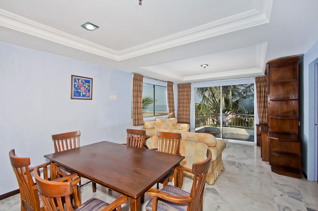 Sanctuary Resort - Apartment Hotel Чератинг Екстериор снимка